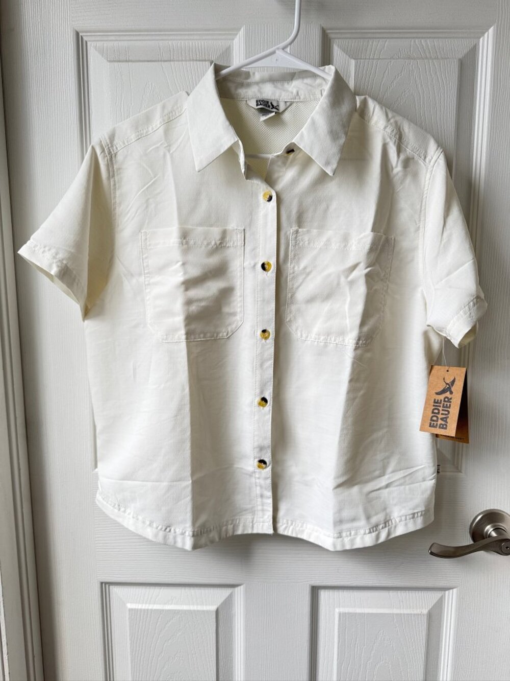 NWT Women's Eddie Bauer Sunbriar Shirt Short Sleeve Button Down with Pockets (M)